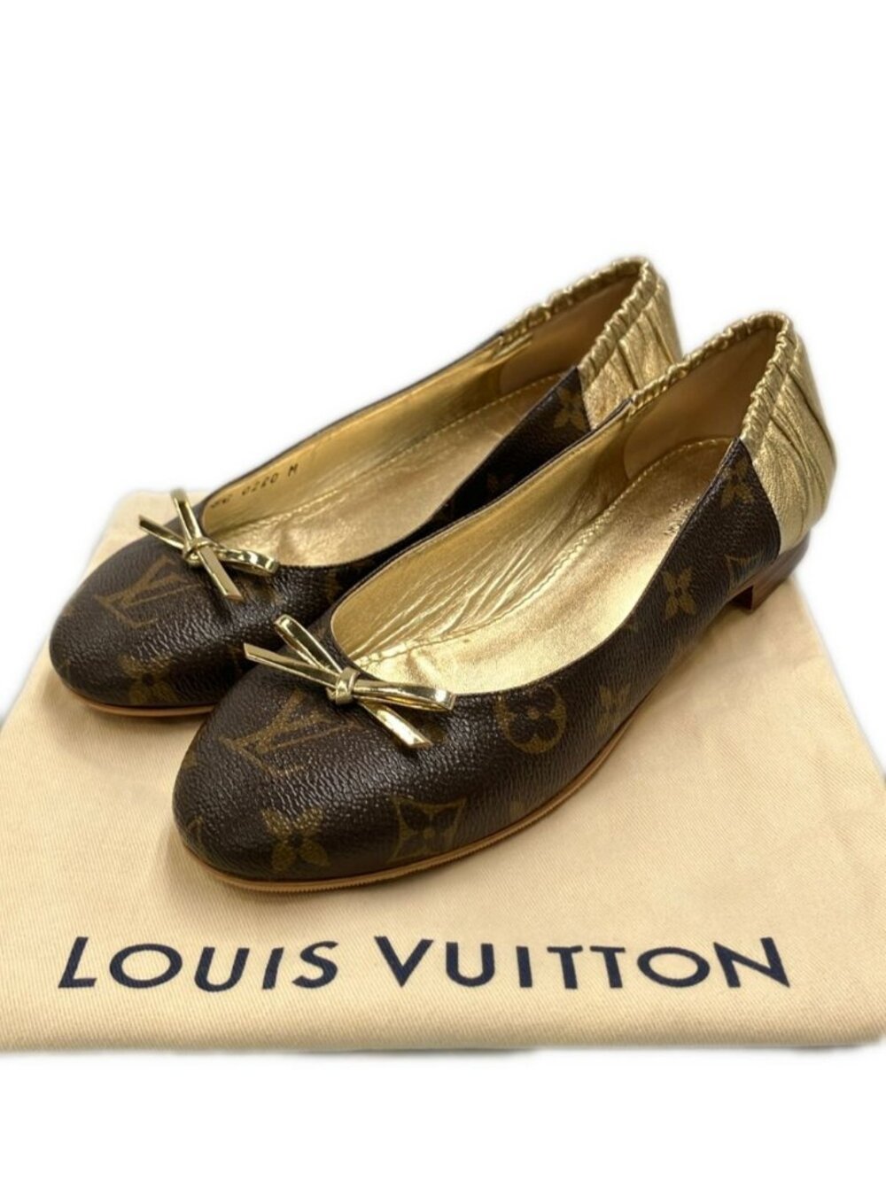 Louis Vuitton Monogram Flat Shoes SC M
